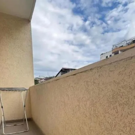 Sleeps 4 With Balconies And Sea Views *